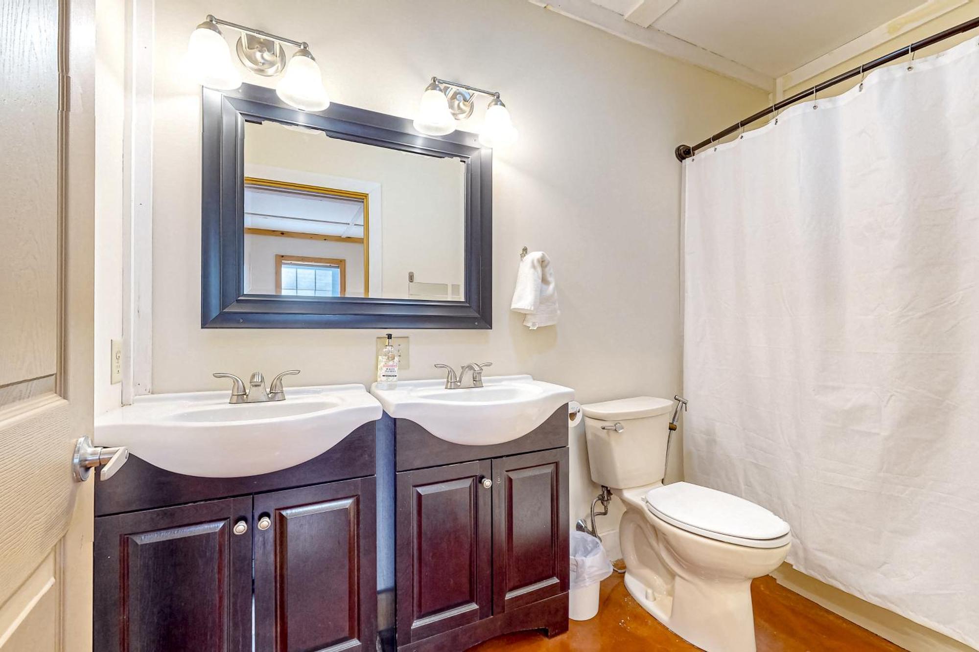 Traveler'S Hideaway, Unit B Villa Ellsworth Bagian luar foto